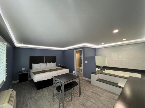 Deluxe Inn Hawthorne/ LAX image 45